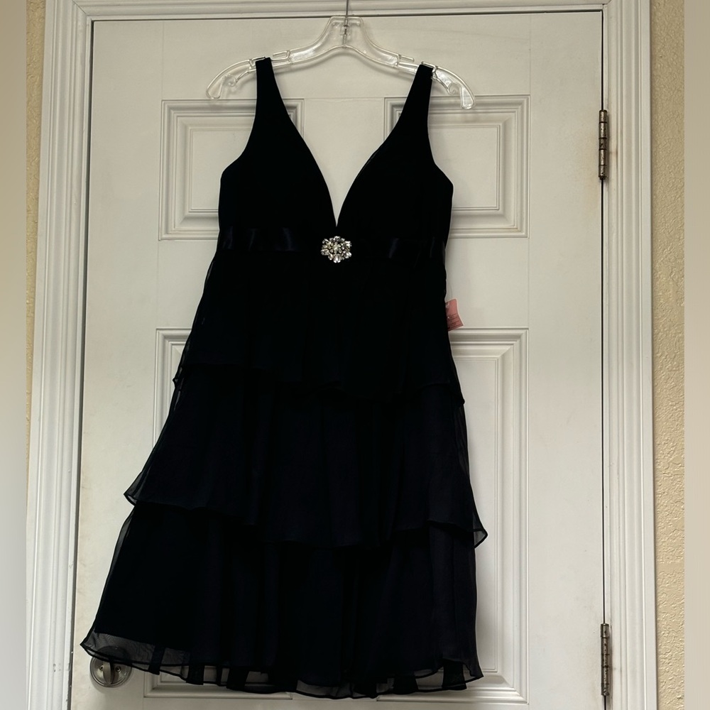 All black Da Vinci Dress